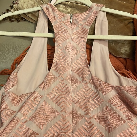 A Short Dress by My n Dot - Picture 5 of 6